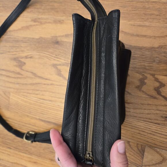 fossil black pebble leather crossbody Small Purse - Picture 5 of 11